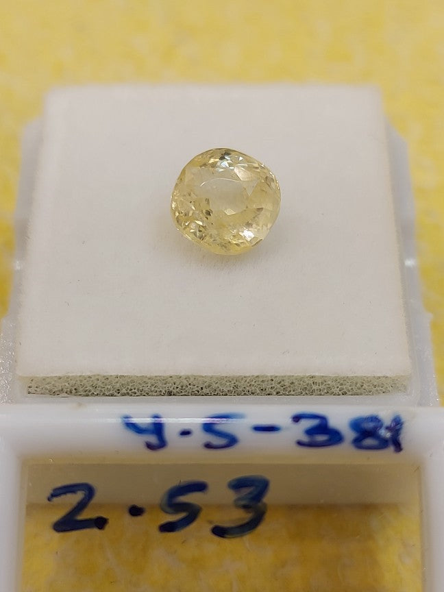 2.53 Y.S-381 Carat Natural Yellow Sapphire Stone