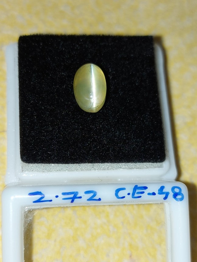 2.72 Carat Natural Cats Eye Stone