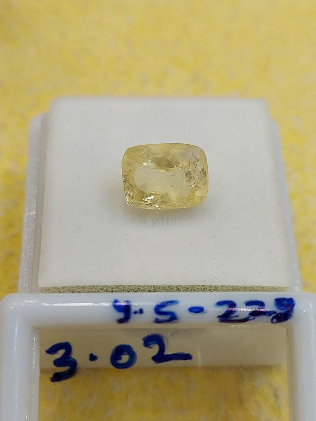 3.02 Y.S-229 Carat Natural Yellow Sapphire Stone
