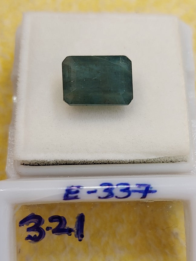 3.21 Carat Natural Emerald Stone