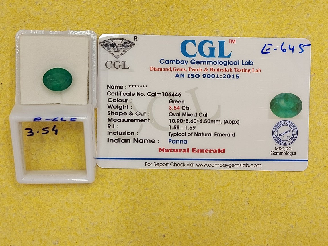 3.54 Carat Natural Emerald Stone