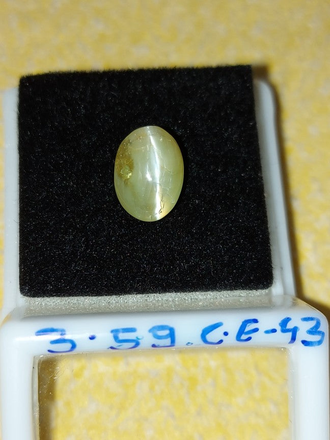 3.59 Carat Natural Cats Eye Stone