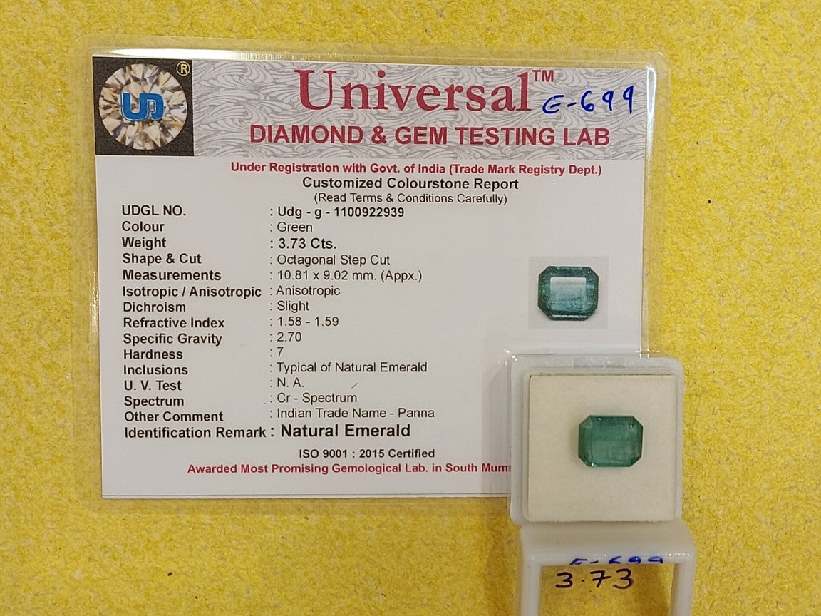3.73 Carata Natural Emerald Stone