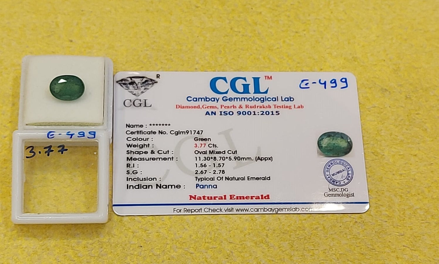 3.77 Carat Natural Emerald Stone