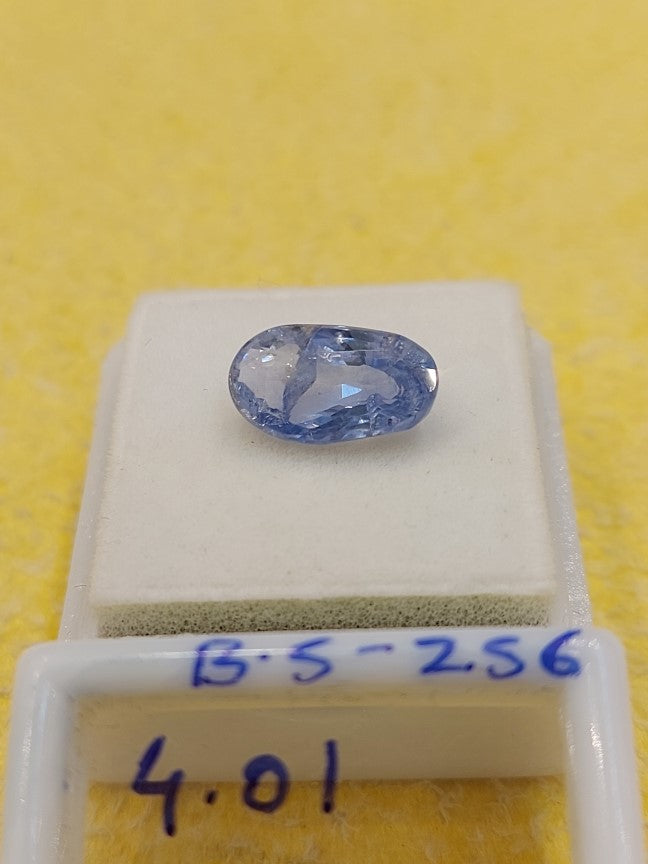 4.01 Carat Natural Blue Sapphire Stone