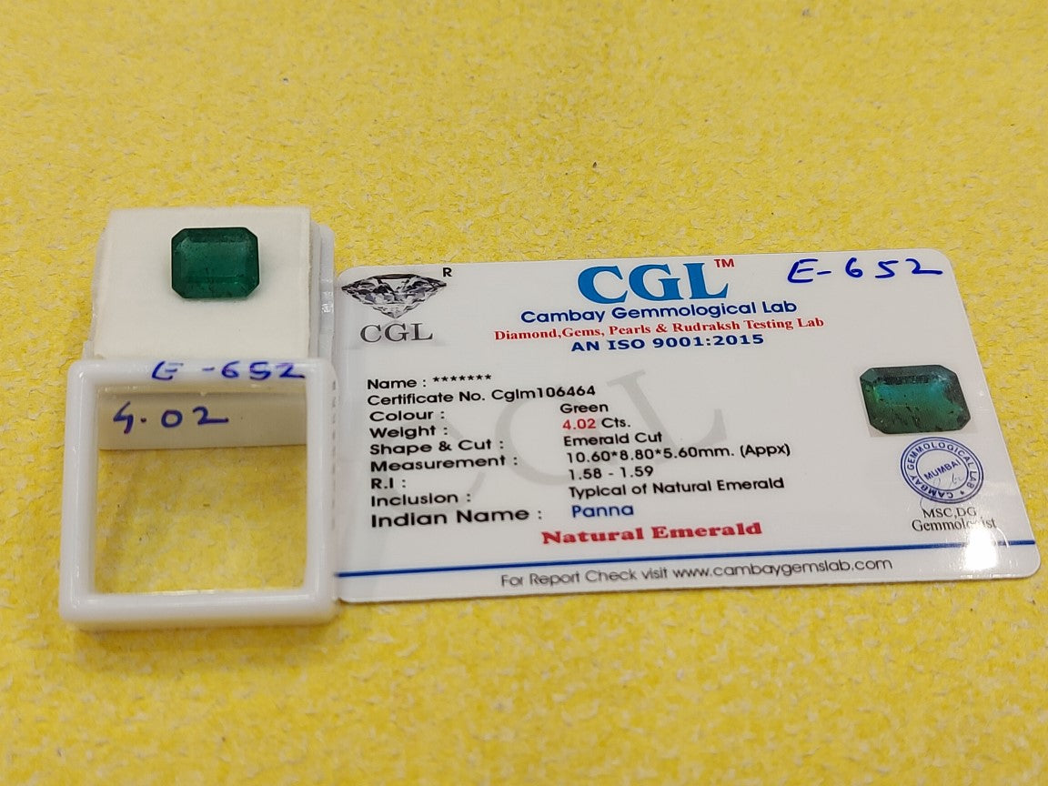 4.02 Carat Natural Emerald Stone