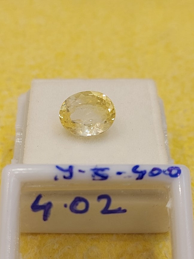 4.02 YS-400 Carat Natural Yellow Sapphire Stone