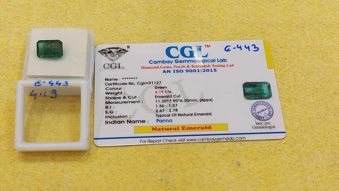 4.19 Carat Natural Emerald Stone