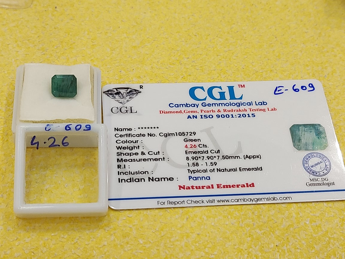 4.26 Carat Natural Emerald Stone