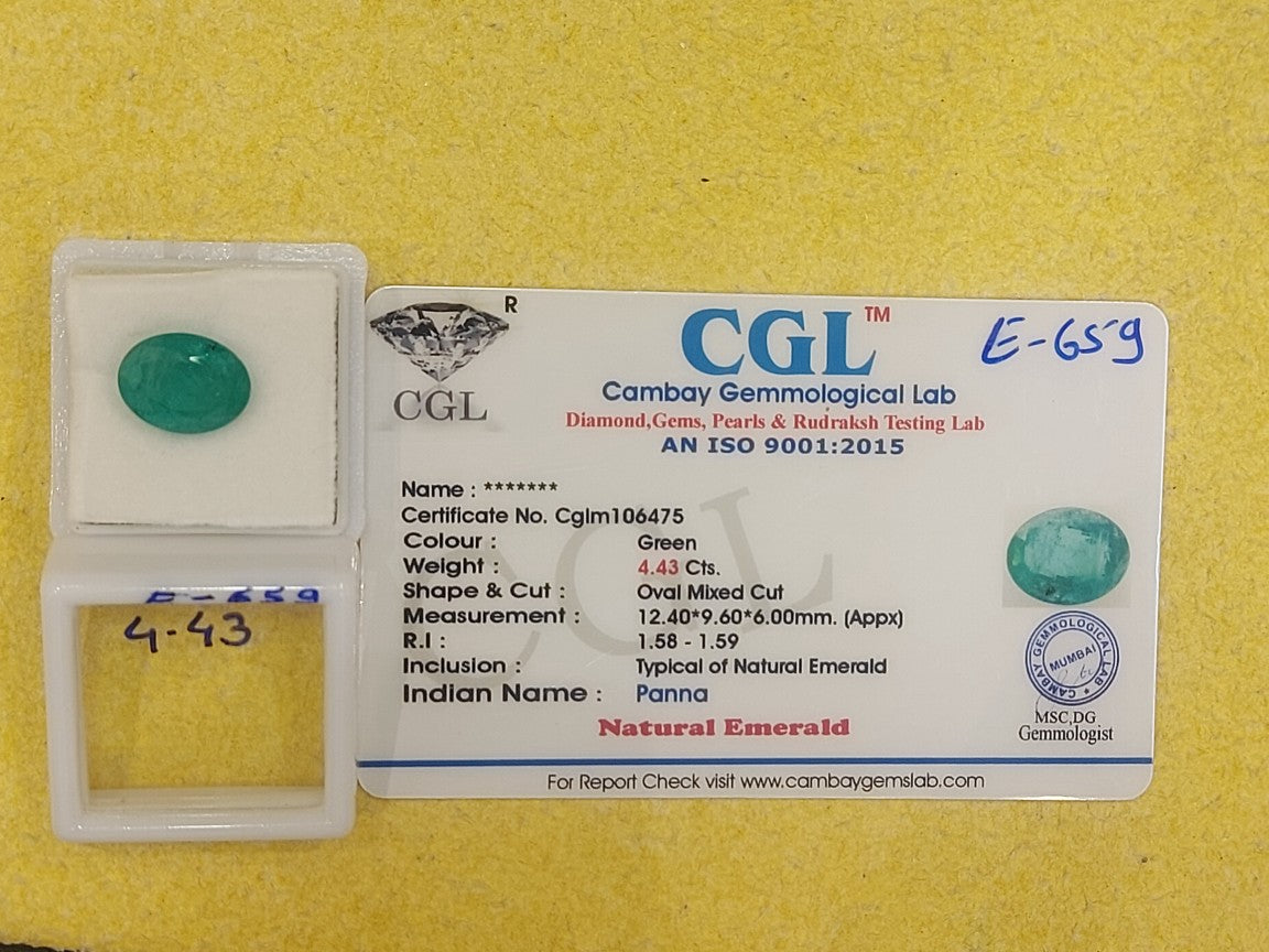 4.43 Carat Natural Emerald Stone