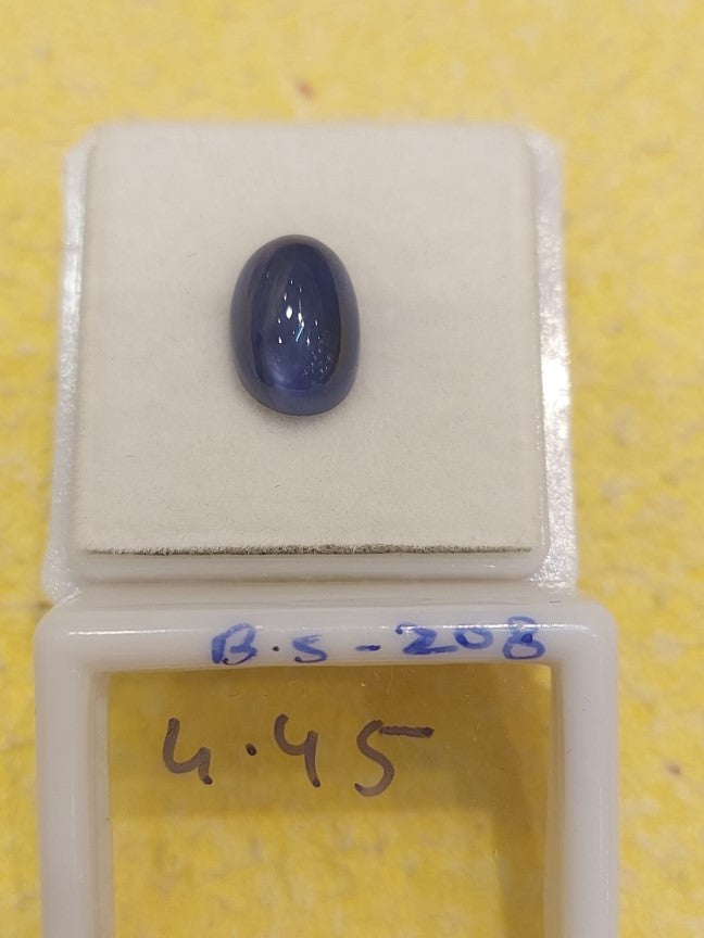 4.45 Carat Natural Blue Sapphire Stone