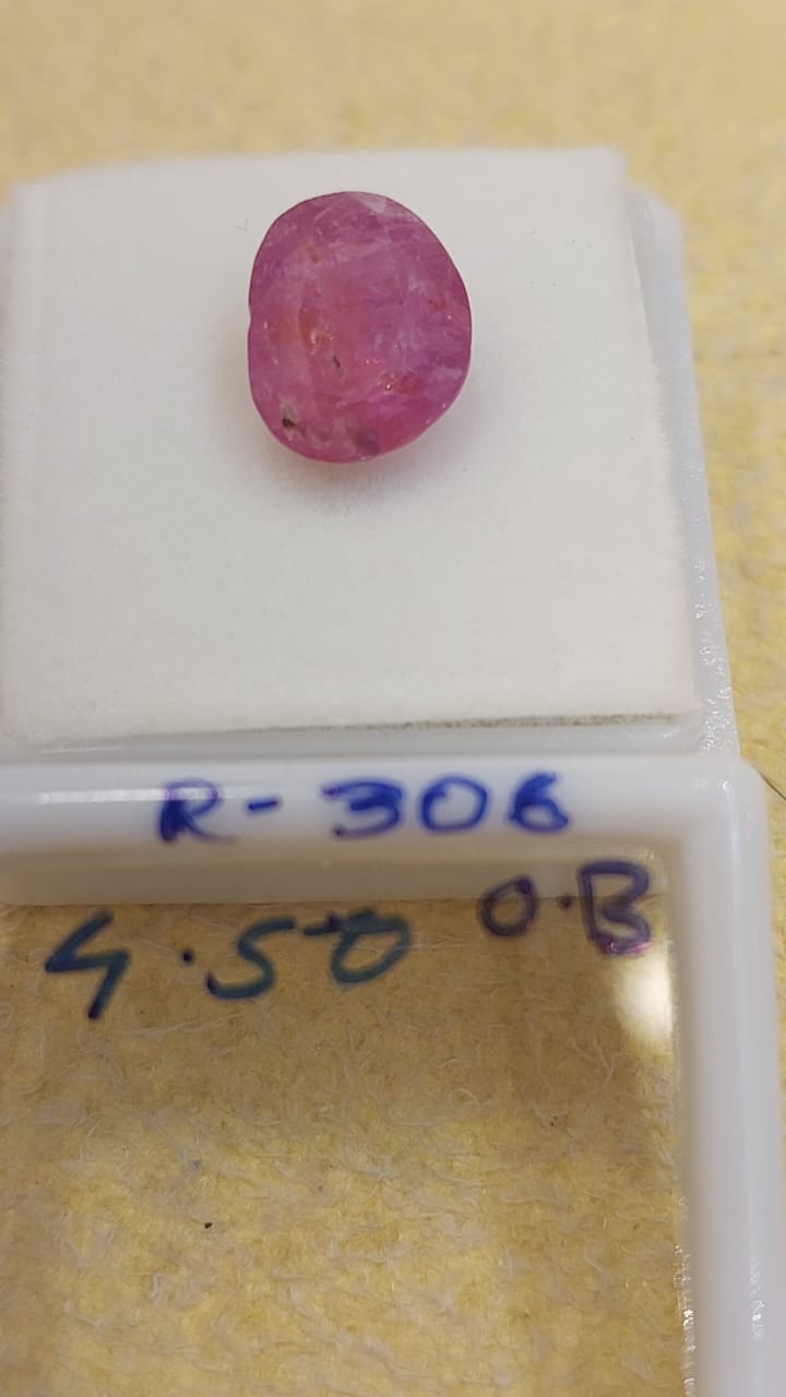 4.50 Carat Natural Old Ruby
