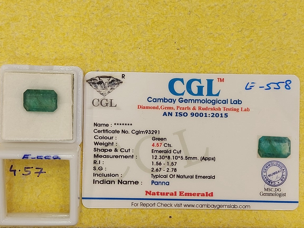 4.57 Carat Natural Emerald Stone