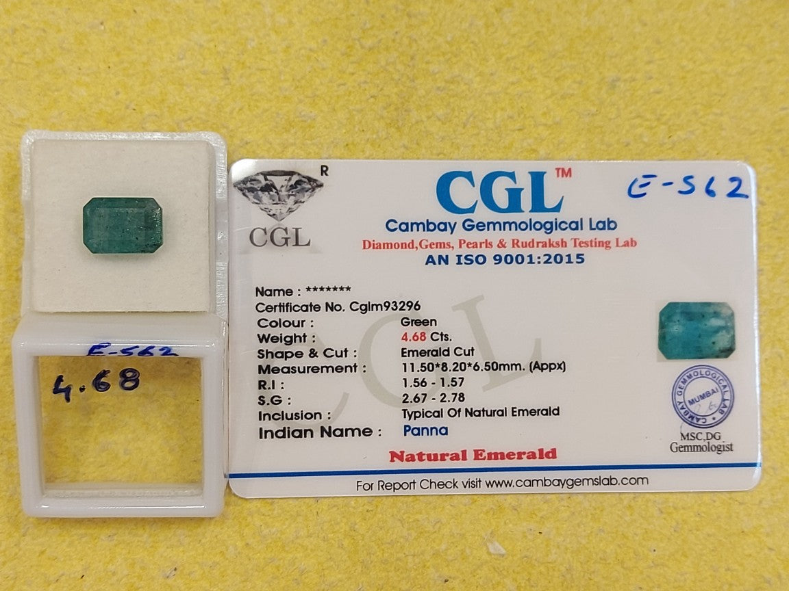 4.68 Carat Natural Emerald Stone
