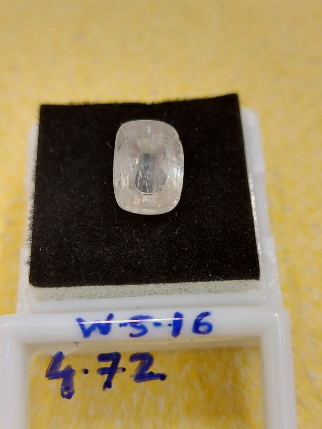 4.72 Carat Natural White Sapphire Stone