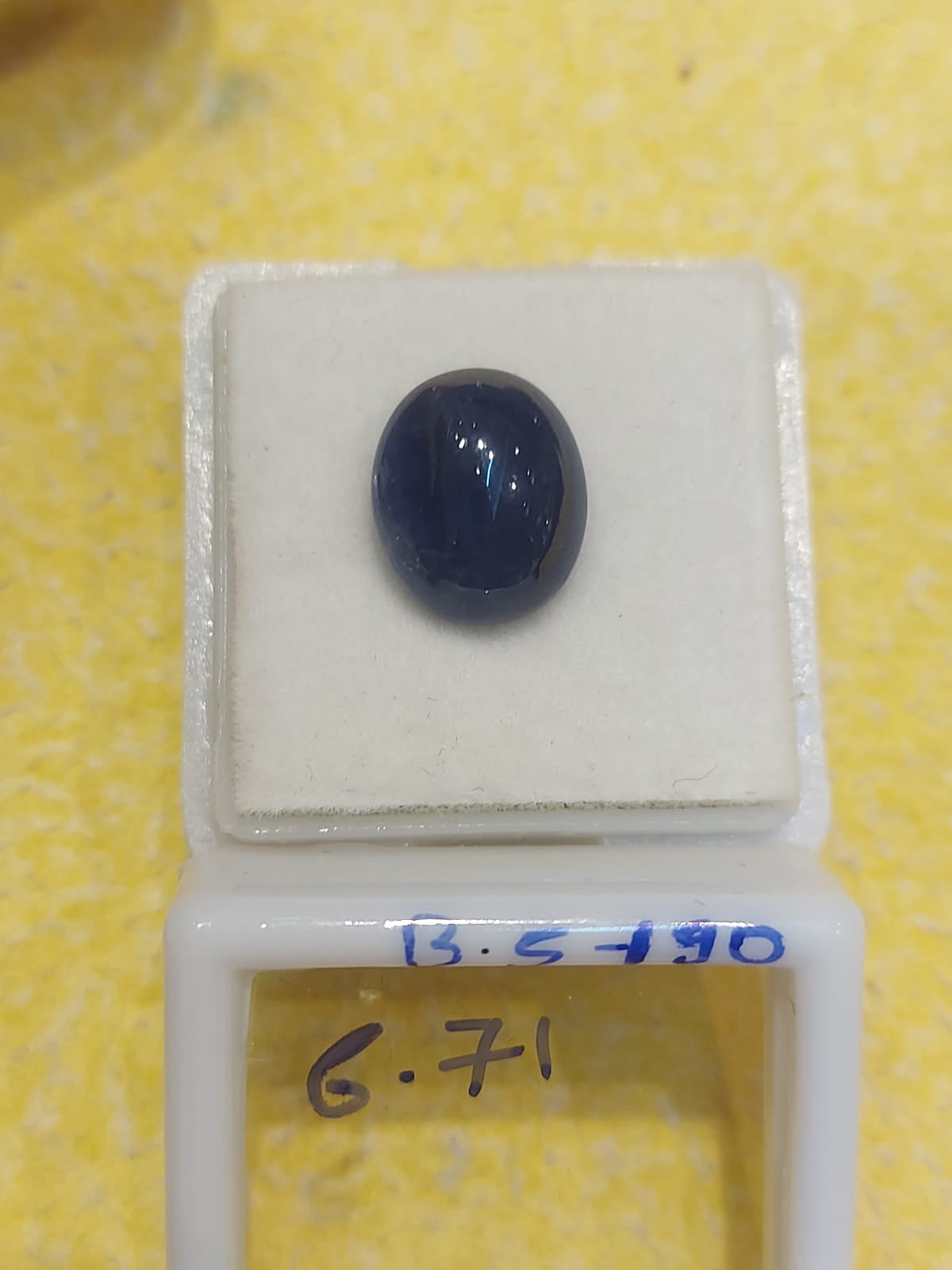 6.71 Carat Natural Blue Sapphire Stone
