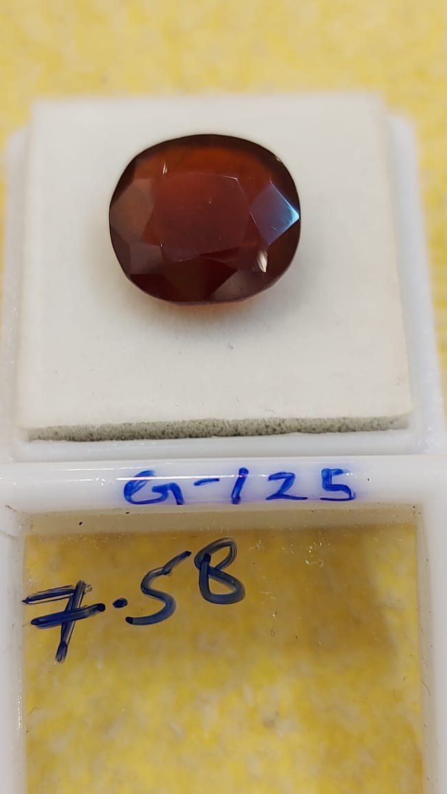 7.58 Carat Natural Garnet