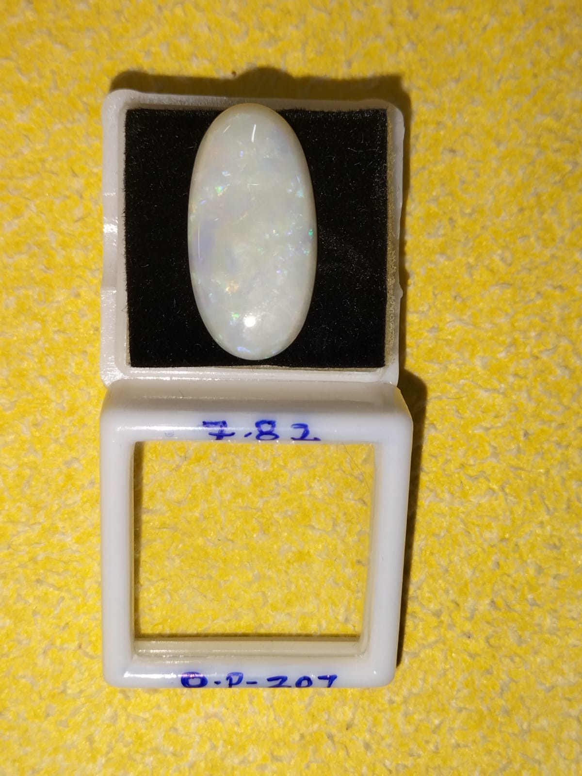 7.82 Carat Natural Opal Stone