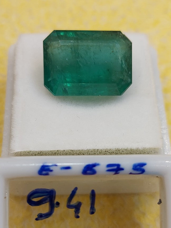 9.41 Carat Natural Emerald Stone