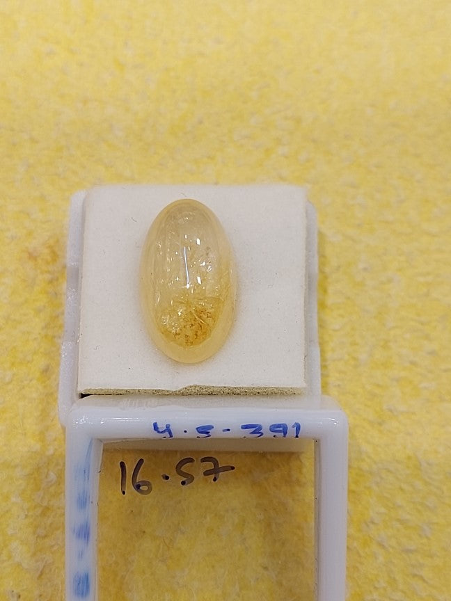16.57 Carat Natural Yellow Sapphire Stone