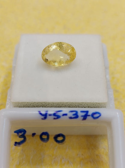 3.00 Y.S-370 Carat Natural Yellow Sapphire Stone