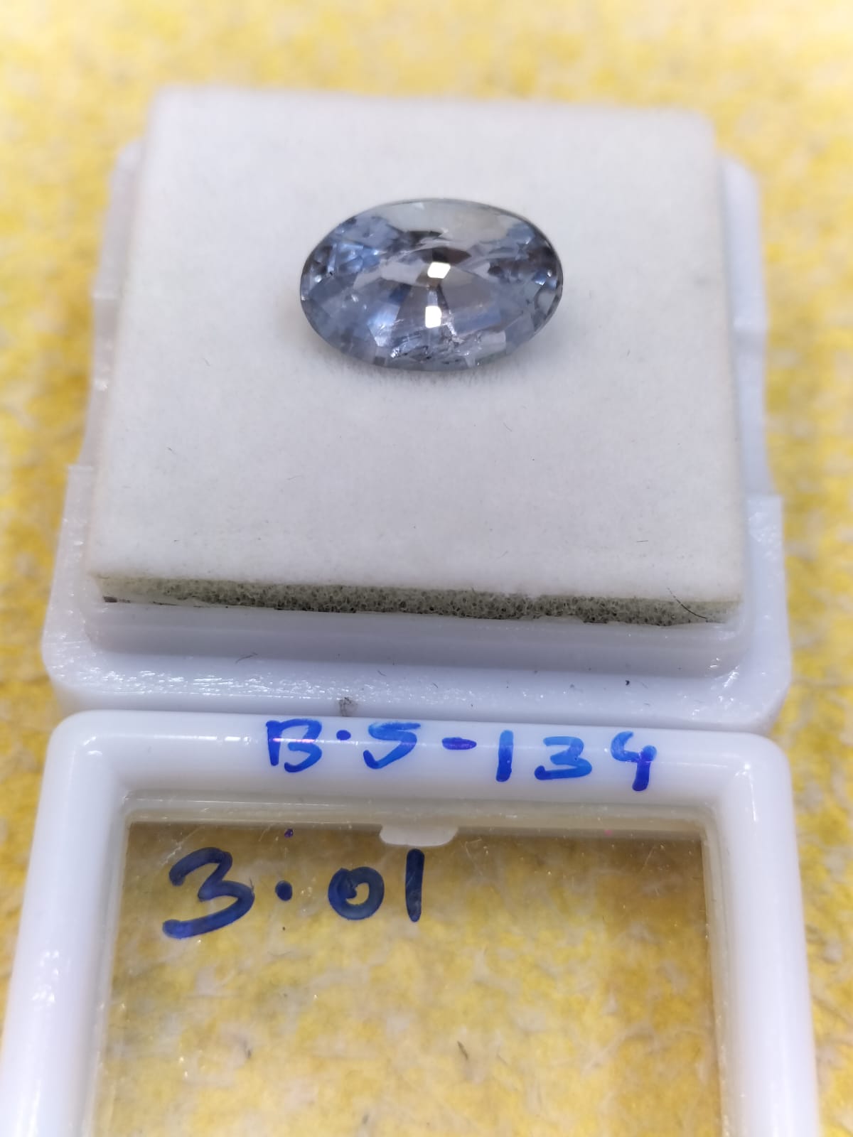 3.01 Carat Natural Blue Sapphire Stone