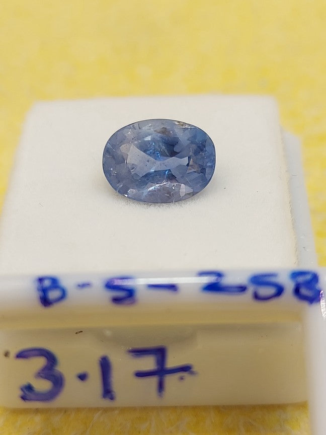 3.17 Carat Natural Blue Sapphire Stone
