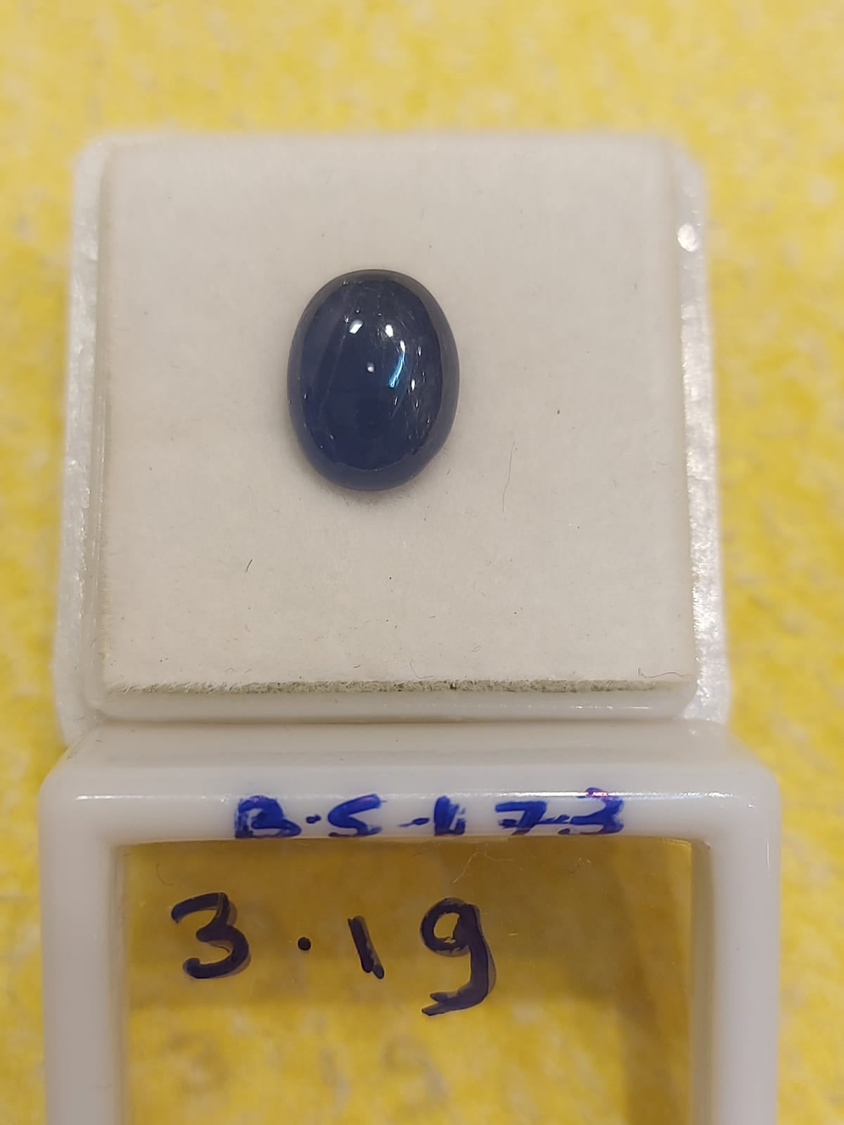 3.19 Carat Natural Blue Sapphire Stone