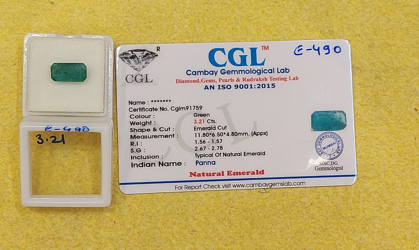 3.21 Carat Natural Emerald Stone