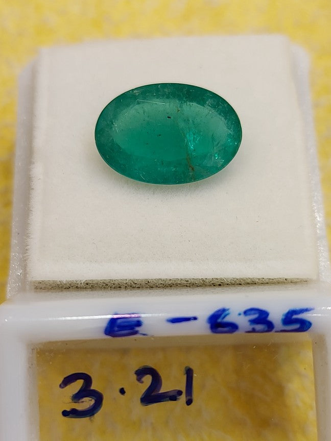 3.21 Carat Natural Emerald Stone
