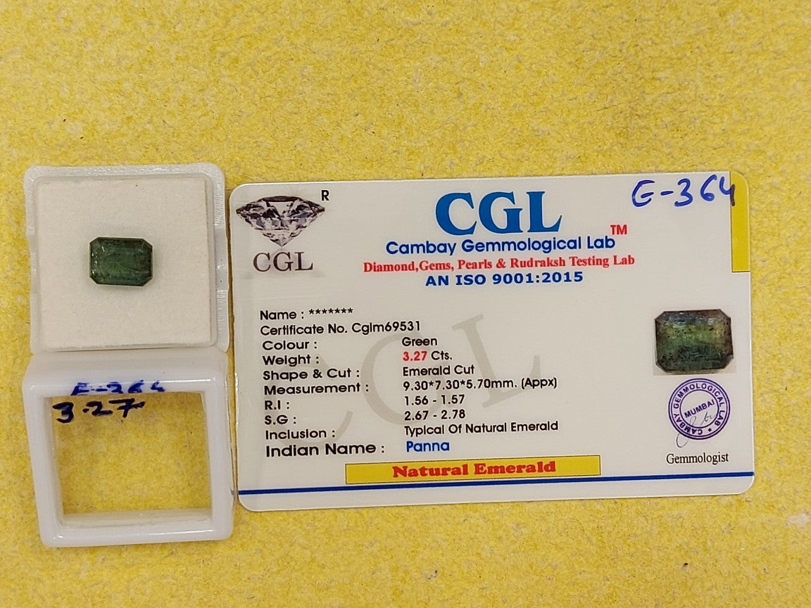 3.27 Carat Natural Emerald Stone