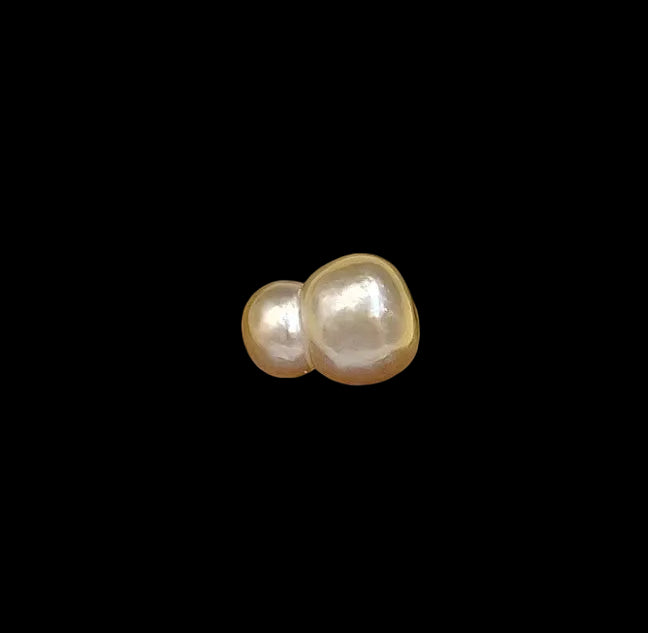 3.31 Carat Natural Venezula Pearl
