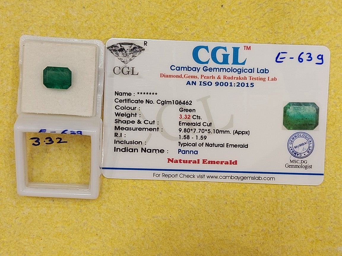 3.32 Carat Natural Emerald Stone