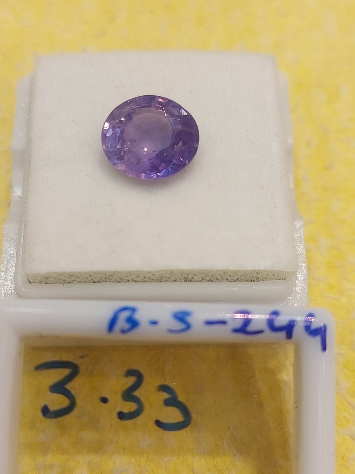B.S-244  3.33 Carat Natural Blue Sapphire Stone