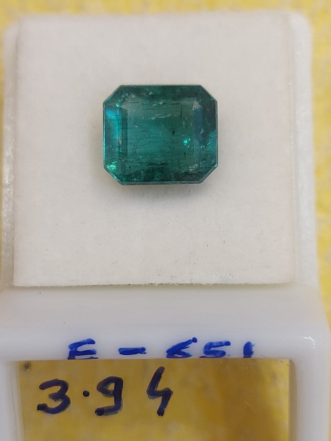3.94 Carat Natural Emerald Stone