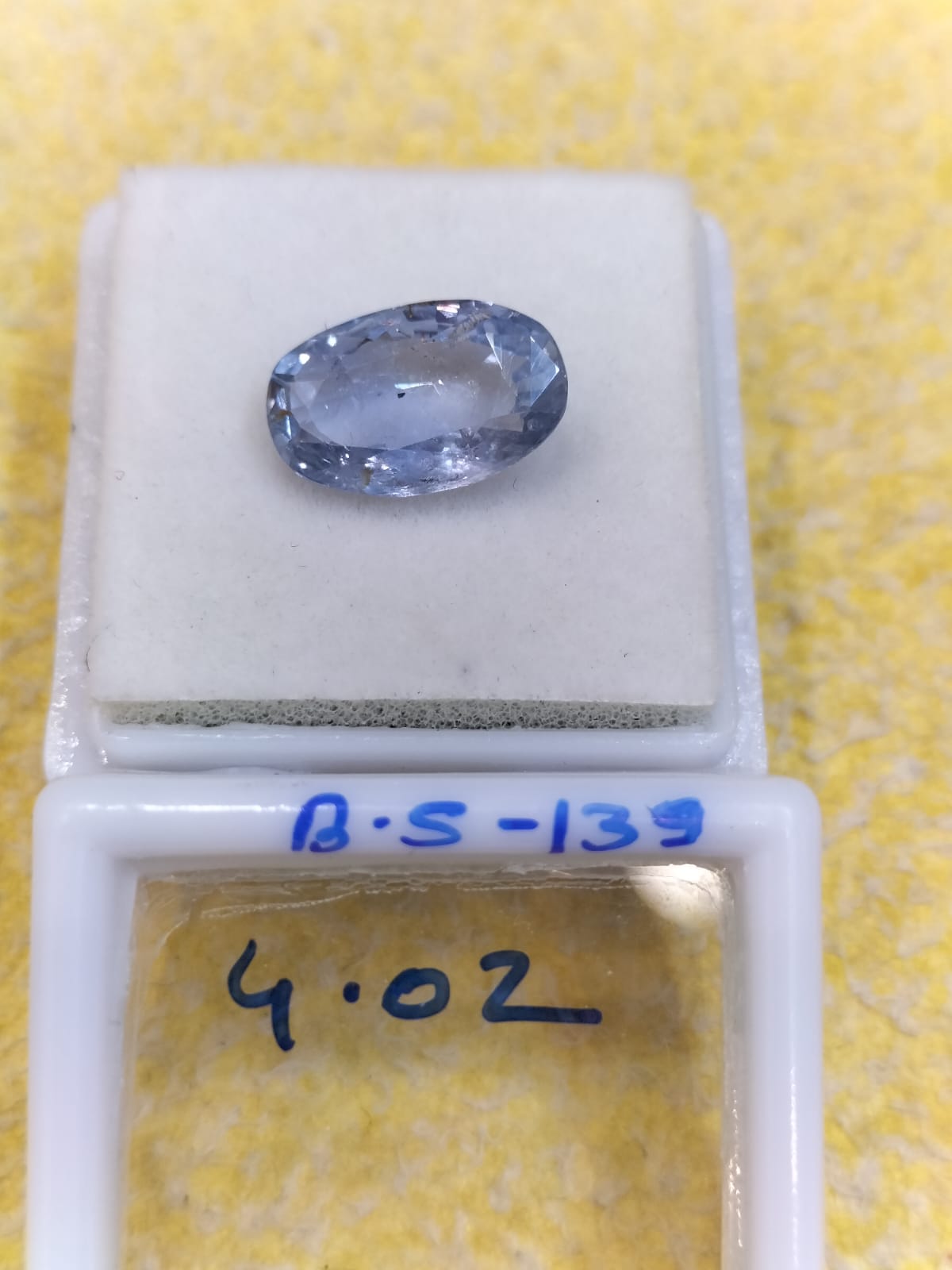 4.02 Carat Natural Blue Sapphire Stone