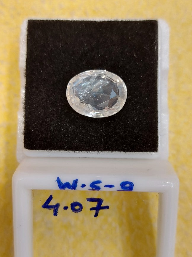 4.07 Carat Natural White Sapphire Stone