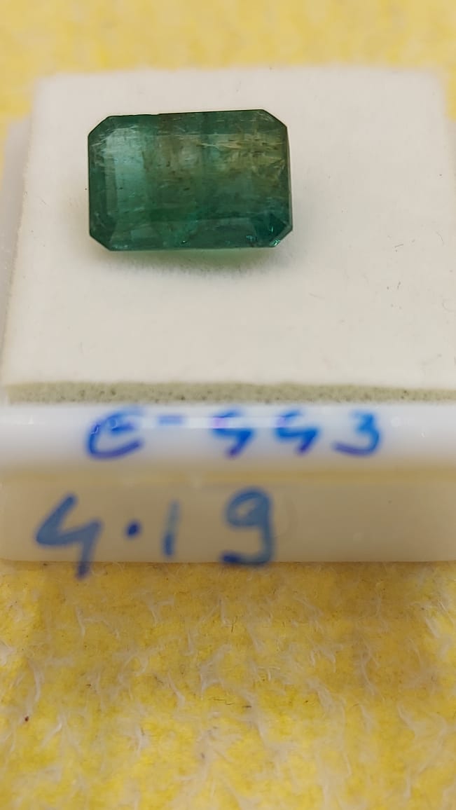 4.19 Carat Natural Emerald Stone