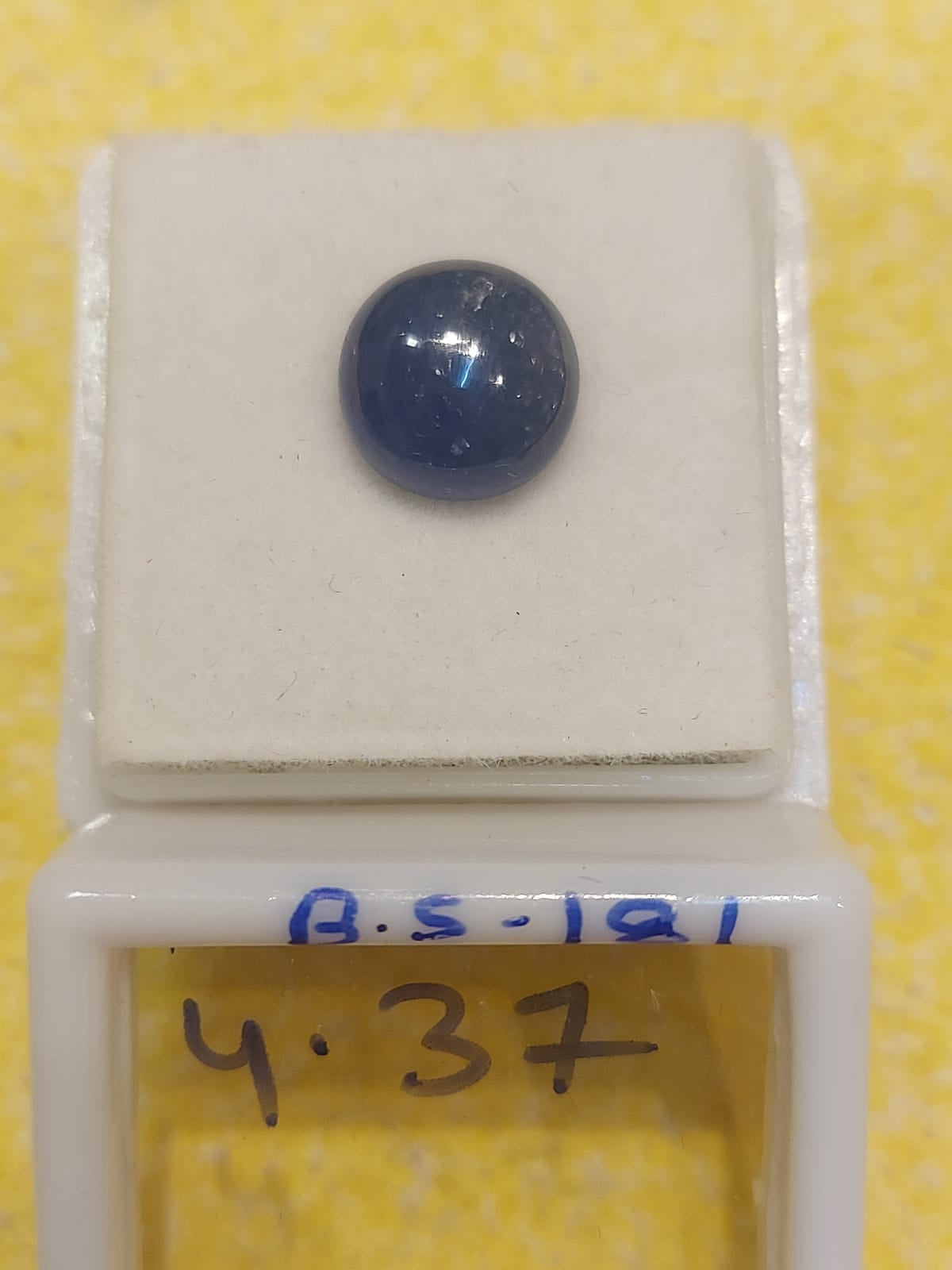 4.37 Carat Natural Blue Sapphire Stone