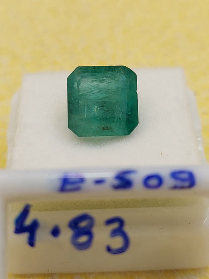 4.83 Carat Natural Emerald Stone