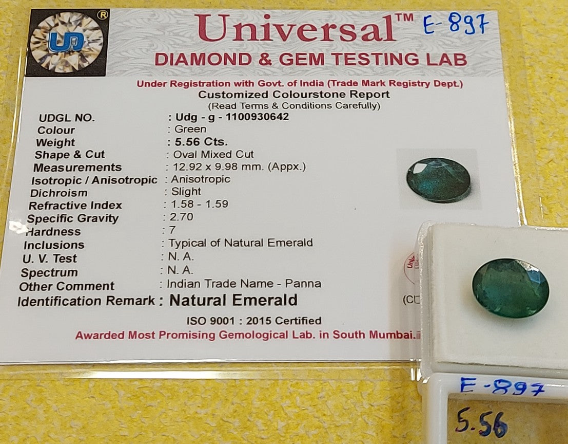 5.56 Carat NAtural Zambain Emerald Gemstone