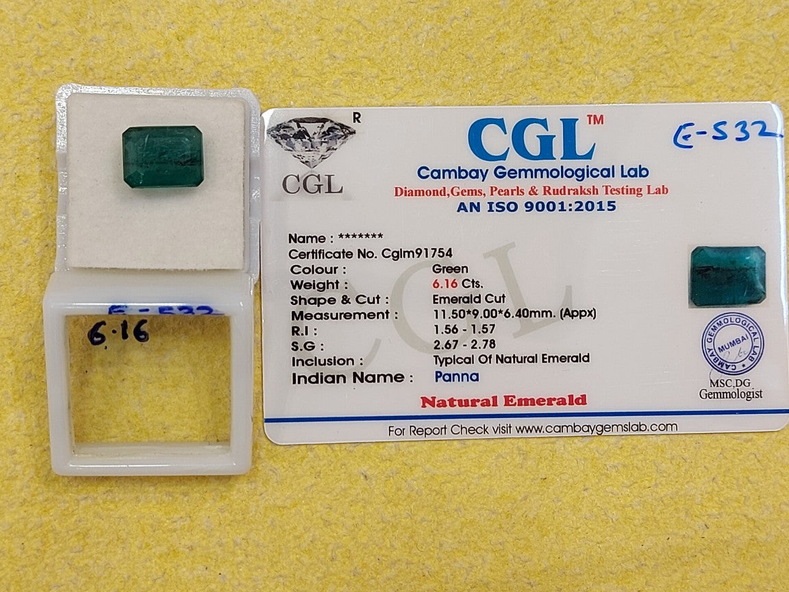 6.16	Carat Natural Emerald Stone