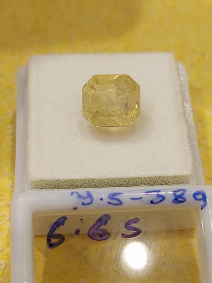 6.65 Carat Natural Yellow Sapphire Stone