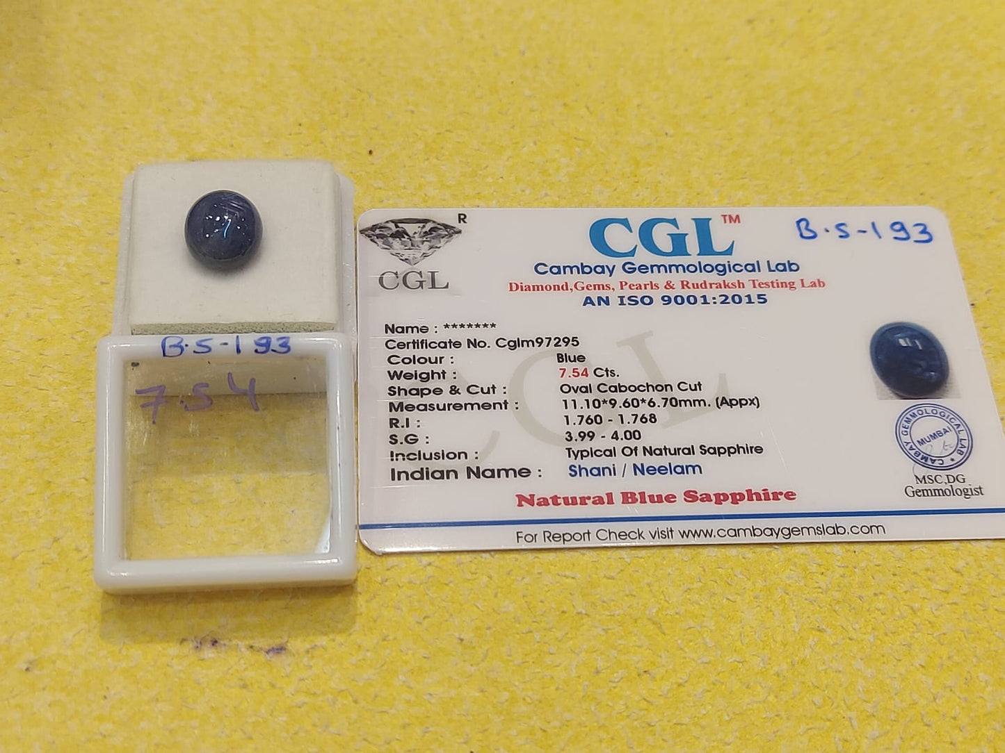 7.54 Carat Natural Blue Sapphire Stone