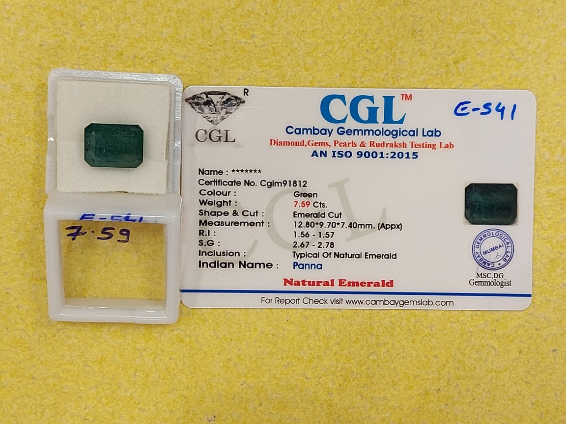 7.59	Carat Natural Emerald Stone