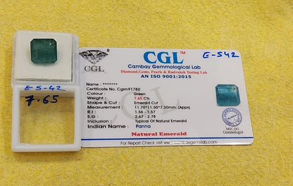 7.65	Carat Natural Emerald Stone