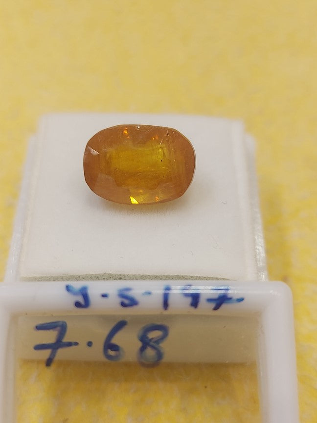 7.68 Carat Natural Yellow Sapphire Stone