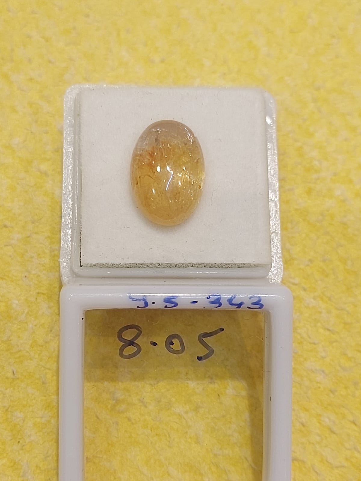 8.05 Carat Natural Yellow Sapphire Stone