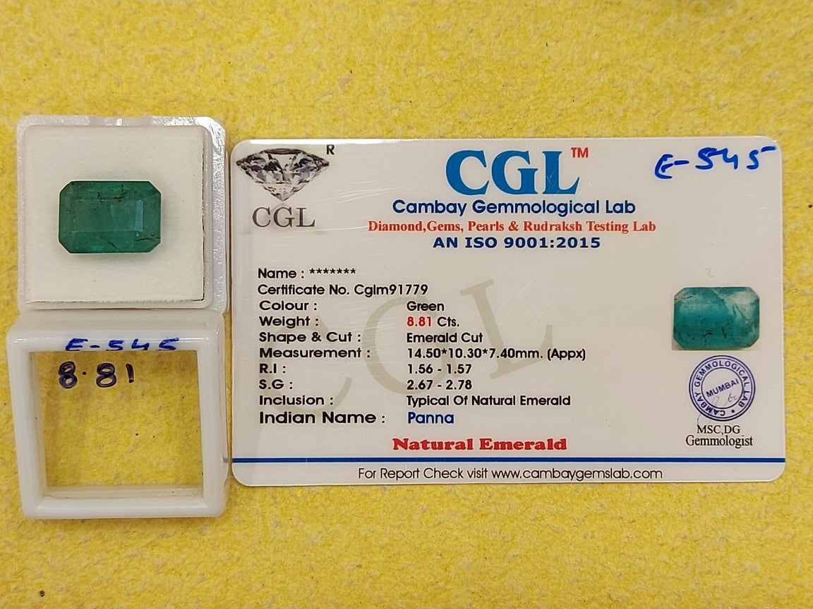 8.81	Carat Natural Emerald Stone