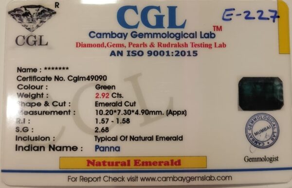 2.92 Carat Natural Emerald Stone - Image 2
